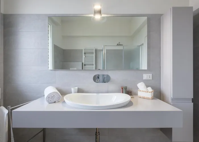 Classic And Elegant Style In Old Town Lägenhet