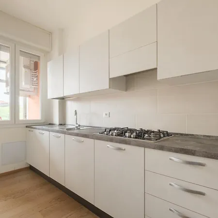 Apartment Classic And Elegant Style In Old Town Bologna